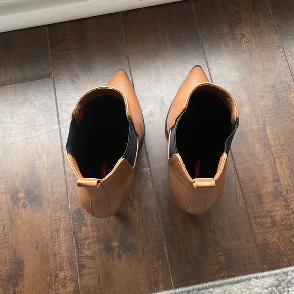 NWOT- Brown Faux Leather Pointy Toe Heeled Bootie/Boots- Size 8.5 - Picture 8 of 11